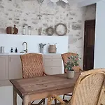 Maison Charmeilles - Touristique - Fronsac (Gironde)