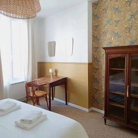 Dom wakacyjny Maison Charmeilles - Touristique - *